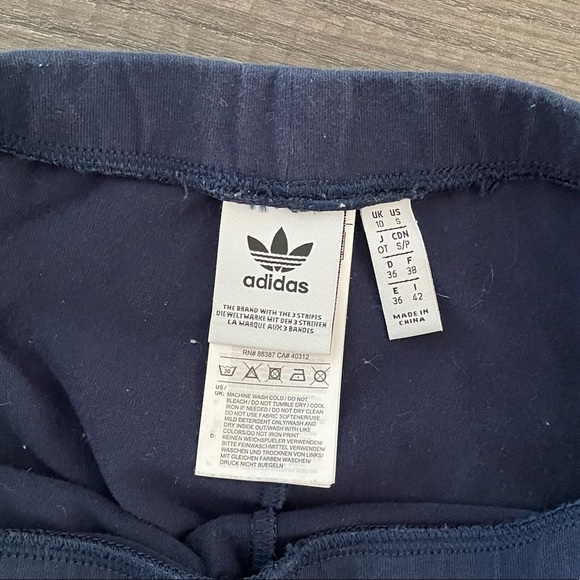 Women’s Adidas tights - Picture 3 of 3